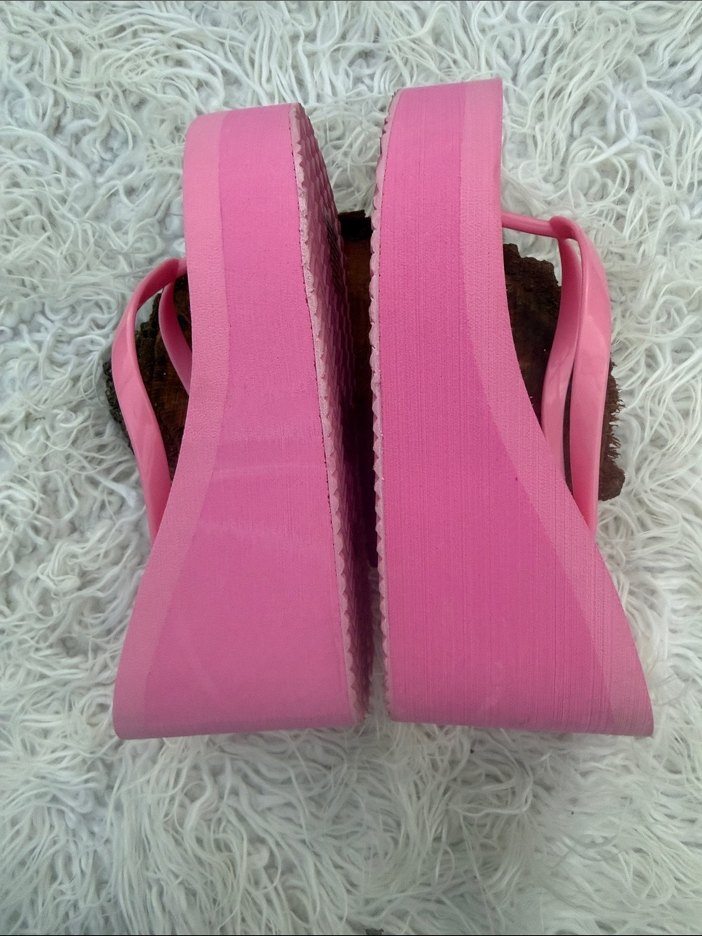 Fashion Nova Hot Pink Platform Wedge Flip Flops - Picture 5 of 5